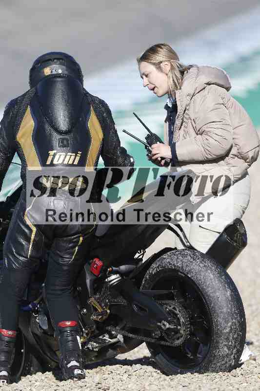 Archiv-2025/02 28.-31.01.2025 Moto Center Thun Jerez/rot-red/111